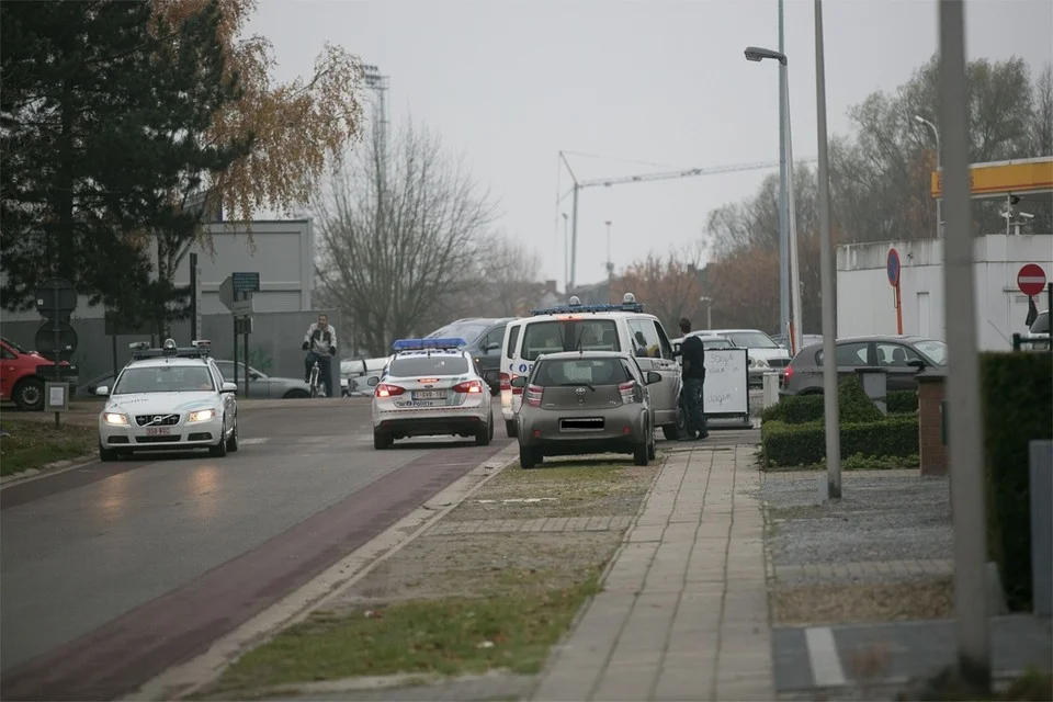 Inbreker ontsnapt aan politiemacht